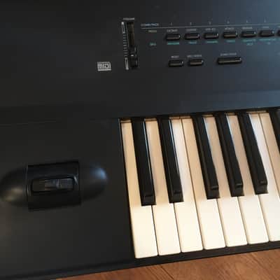 Korg X3 Workstation Synthesizer (Black) In Need of a Service? image 3