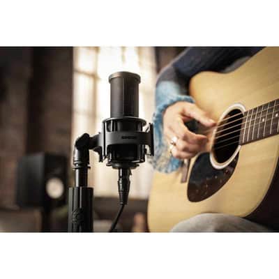 SHURE SM4-K-KIT SM4 avec suspension, anti-pop et mallette image 7
