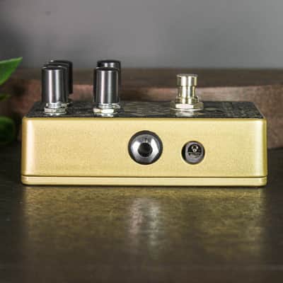 Preowned Catalinbread Topanga Burnside Spring Reverb, Tremolo & Preamp w/ Box image 3