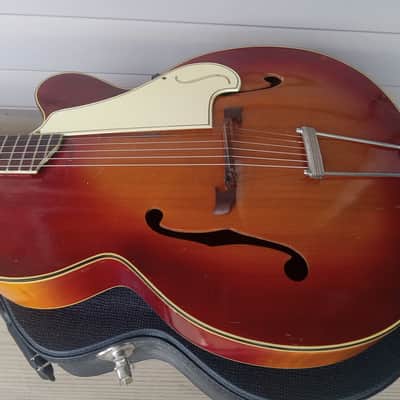 Vintage 1950's Silvertone 674 Aristocrat Cutaway Archtop Acoustic Guitar w/ TKL Hardshell Case! image 3