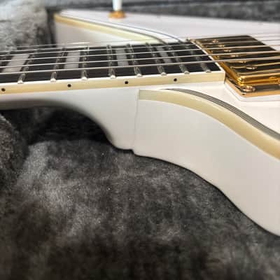 Epiphone Lzzy Hale Signature Explorer 2019 - Alpine White image 8