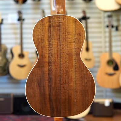 Martin 2K All-solid Hawaiian Koa Concert Ukulele w/Padded Gig Bag image 3