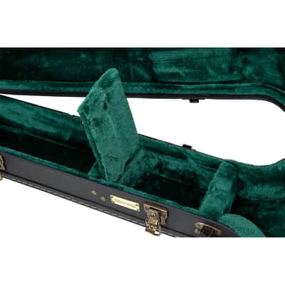 Crossrock Wooden Case fits 11" Openback styles of Banjos -Vintage Hardware, Sponge Lining, Metal Feet, Storage Space-Black (CRW520OBJ11BK) image 6