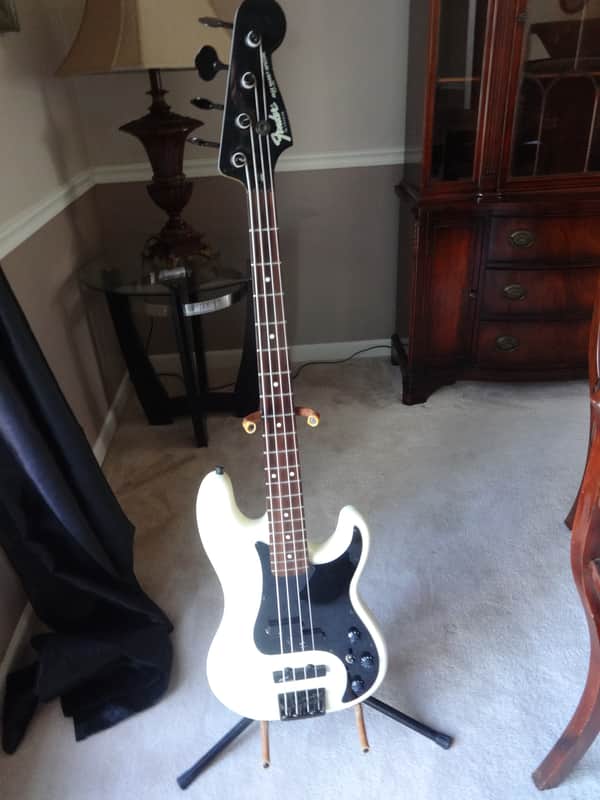 Fender Vintage Duff McKagan Jazz Bass 1980s white (Not re-issue) image 1