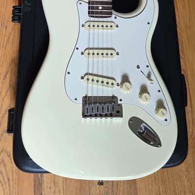 Fender Jeff Beck Artist Series Stratocaster with Hot Noiseless Pickups 2001 - Present - Olympic White image 9