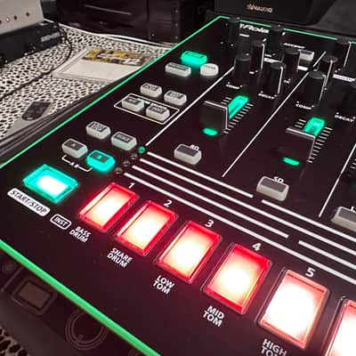 Roland AIRA TR-8 Rhythm Performer Drum Machine 2014 - Present - Black image 5