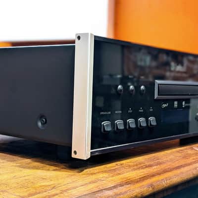 Mcintosh MS300 CD Player/Music Server image 2