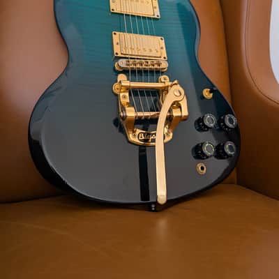 Gibson SG Supreme in Ultra Rare Emerald Burst Finish 2006 - with Case and Bigsby image 25