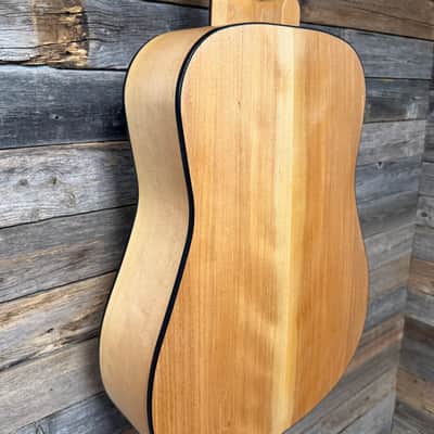 Garrison G 20 Dreadnought Acoustic Canadian Made Maple Sides & Back Cedar Top image 9