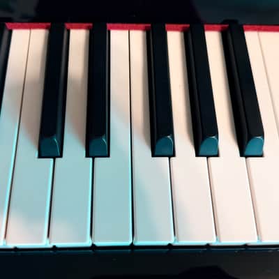 Pearl River UP115M5 Upright Piano 2014 - Ebony image 19