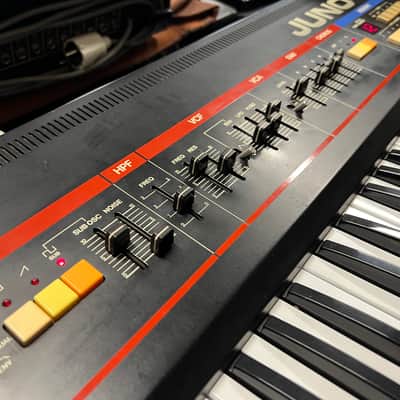 Roland Juno-60 61-Key Polyphonic Synthesizer 1982 - 1984 - Black image 3