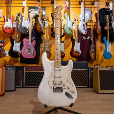 Fender Juanes Stratocaster®, Maple, Electric Guitar - Pearlescent Luna White image 1