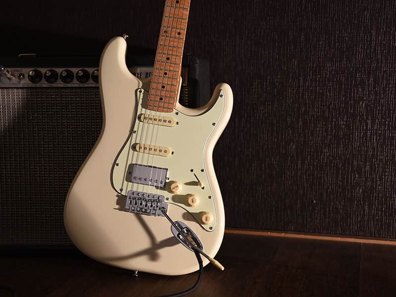 Bacchus BST-2-RSM/M - Roasted Maple Neck - OWH (Olympic White) Universe Series image 1