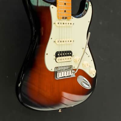 Fender American Elite Stratocaster® HSS Shawbucker Pre-Owned image 5