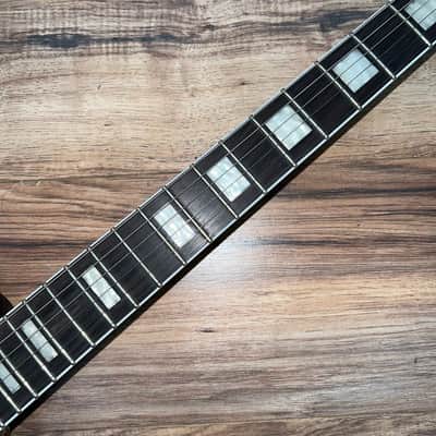 Dean Select Series Thorobred Floyd Trans black burst quilt image 4