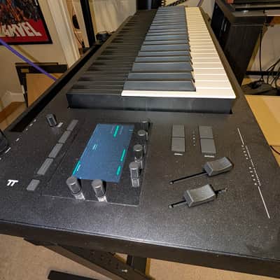Expressive E Osmose 49-Key 24-Voice Polyphonic Synthesizer 2022 - Present - Black image 1
