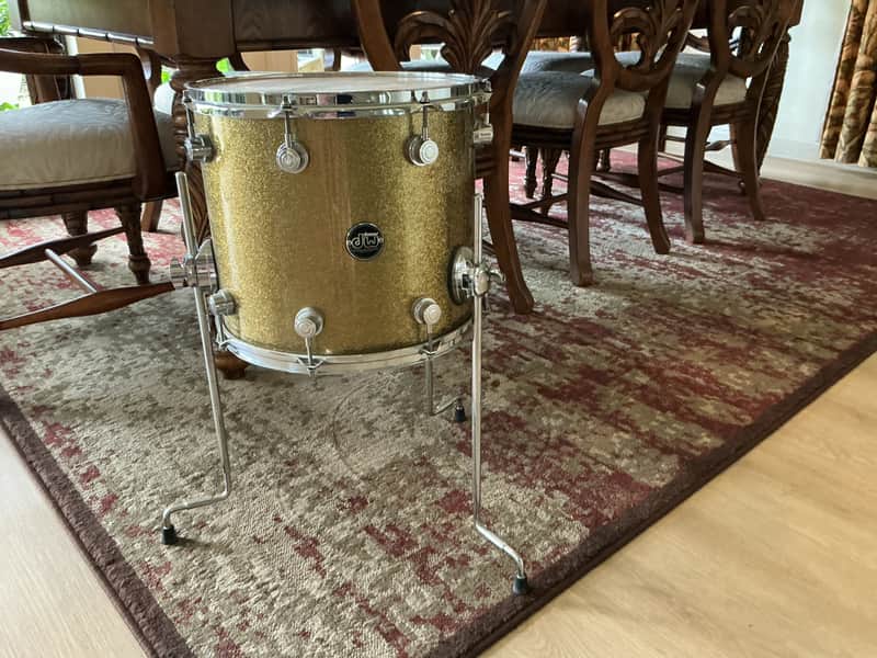 DW Performance Series 12x14" Floor Tom 2010 -  Sparkle image 1