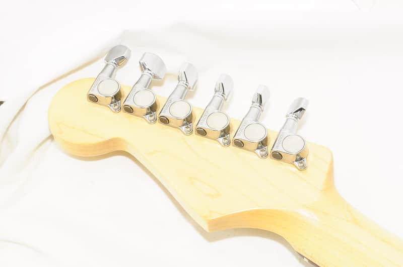 Excellent Fender Japan ST-38 Stratocaster Electric Guitar RefNo