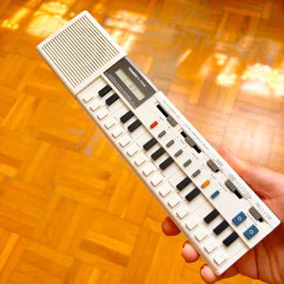 Vintage CASIO VL-1 VL Tone keyboard Classic RETRO synth made in Japan in 1984! With original leather case! Batteries included! image 15