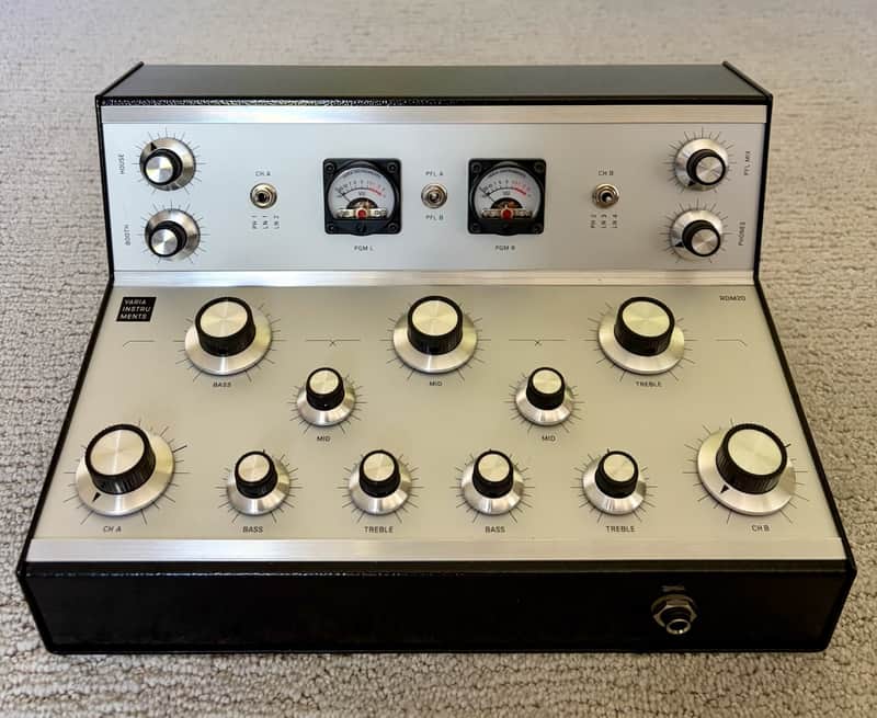 Varia Instruments RDM20 2-Channel Rotary Mixer image 1