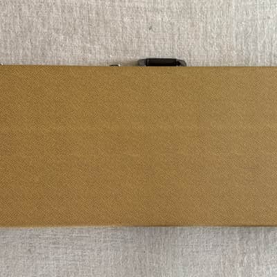 1999 Danelectro Tweed Hardshell Case + Key Yellow Plush Interior Out of Production Fits U1 / U2 / U3 / DC Models & More image 4