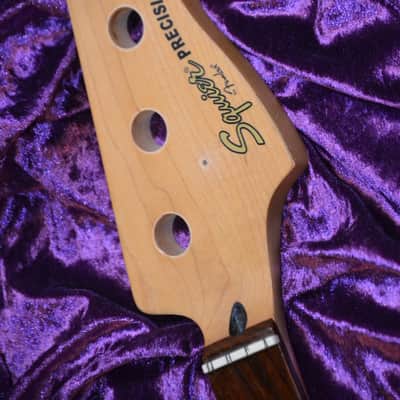 Immagine Fender / Squier Precision Bass Neck 2003 * has a nice maple neck with a fingerboard made from a thick slab of rosewood * a top quality and very rare bass neck * - 5
