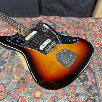 *Video* Fender Traditional II 60's Jaguar Alder 3 Tone Sunburst - 2017 image 6