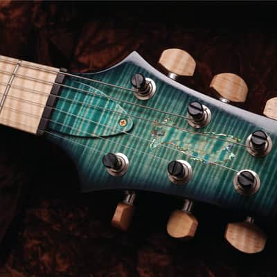 PRS 2016 Private Stock Custom 24 in Bahama Blue Smoked Burst w/Curly Maple Top, Swamp Ash Back & Backplates, Curly Maple Fretboard, Curly Maple Neck, Phase III Locking Tuners w/Curly Maple Buttons & Stained Curly Maple w/Paua Outline Inlays image 10