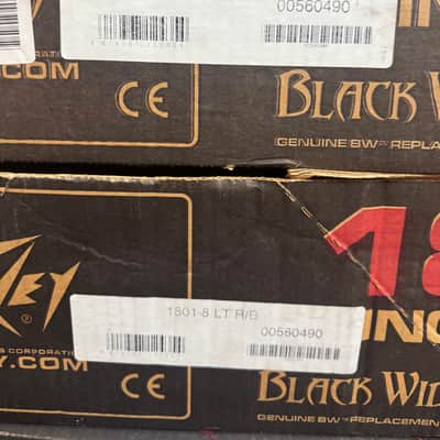Peavey 560490 1801-8 Black Widow 18" Replacement Subwoofer Bracket 2010s - Black image 1
