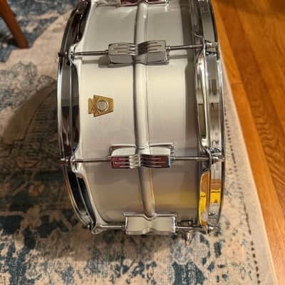 Ludwig LA654BM Acrolite 6.5x14" 10-Lug Aluminum Snare Drum with P86C Strainer 2023 - Present - Brushed Aluminum image 6