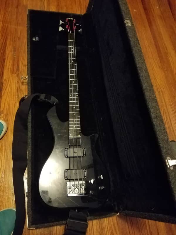 Zon Legacy Standard 1988? Black image 1
