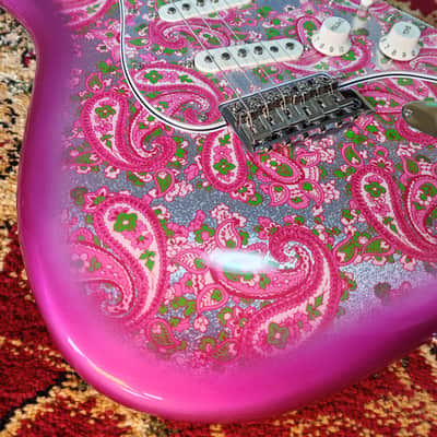 *NEW IN BOX* 2025 Fender Japan Limited Edition Stratocaster Pink Paisley - MIJ JD25 image 8
