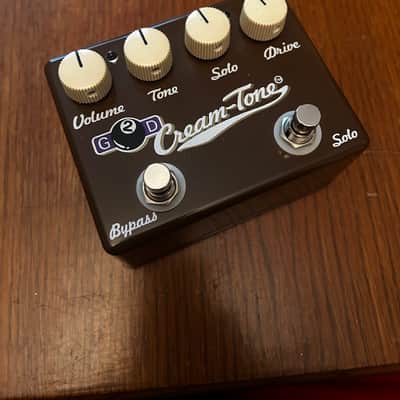 G2D Cream-Tone 2000s - Brown image 1