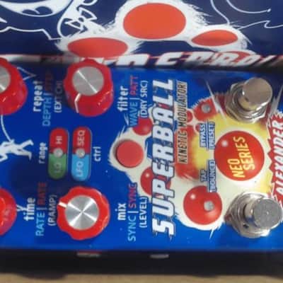 Alexander Pedals Superball Kinetic Modulator Dynamic Delay Pedal