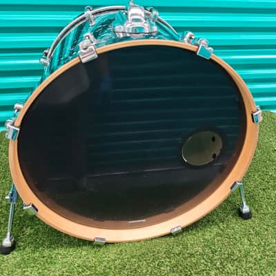 ⚡ Excellent Tama Starclassic 22"X18" Bass Kick Drum - Black Magic⚡ image 1