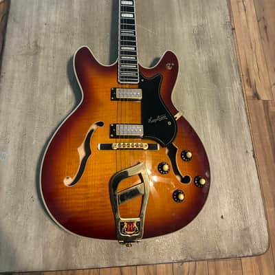 Hagstrom '67 Viking II 2023 - Present - Vintage Sunburst image 1
