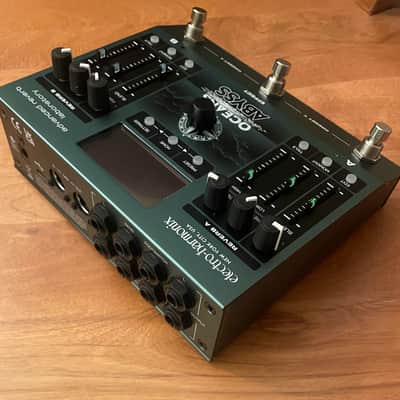 Electro-Harmonix Oceans Abyss Dual Stereo Reverb Pedal image 2