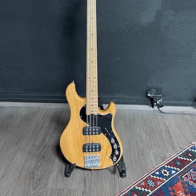Fender American Deluxe Dimension Bass IV HH with Maple Fretboard 2014 - 2016 - Natural image 2