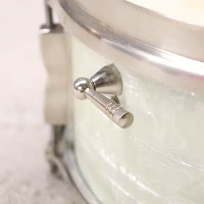 Ludwig Pioneer 5.5x14" Snare Drum NOB 6 Lug White Marine Pearl Vintage 1960's image 3