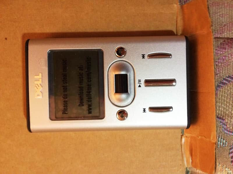 Dell-Pocket-DJ-Silver-5-GB-Digital-Media Player - Model No. HVO3T image 1