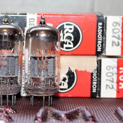 RCA 6072 12AY7 PERFECT MATCH PAIR SHORT PLATE HALO GETTER NOS+ NIB VINTAGE 1967-68 image 2