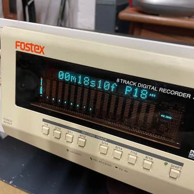 Fostex D-108 - 8 Track Digital Recorder image 4