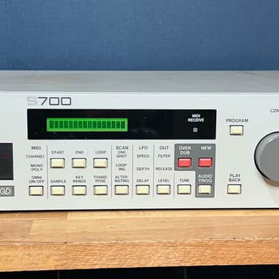 Akai S700 MIDI Digital Sampler Very Rare! image 1