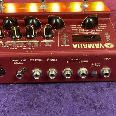 Yamaha DG Stomp (Model X5655) Digital guitar preamp and multi-effects pedal w/ Power Supply image 10
