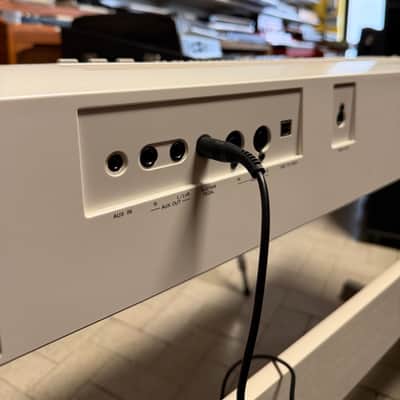 Yamaha P-255 image 5