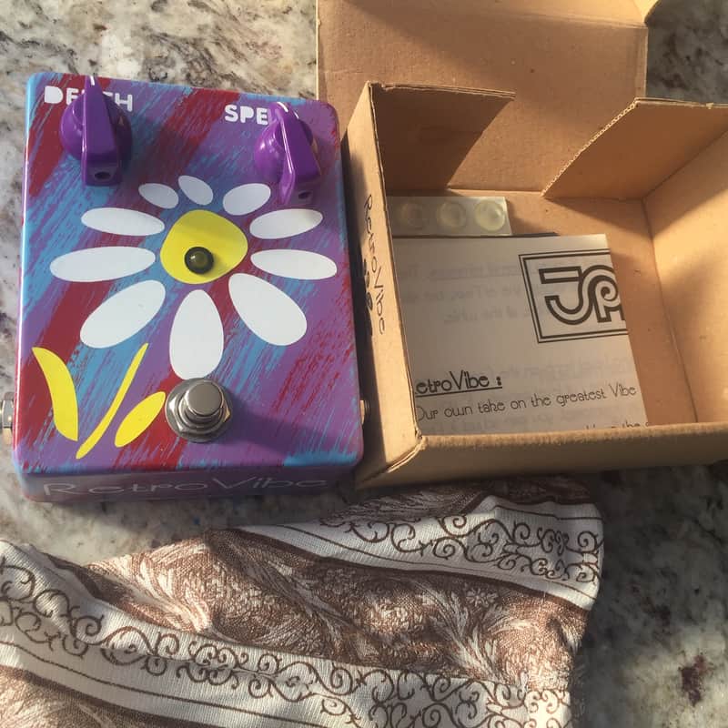 2010 – 2018 JAM Pedals RetroVibe Hand-Painted