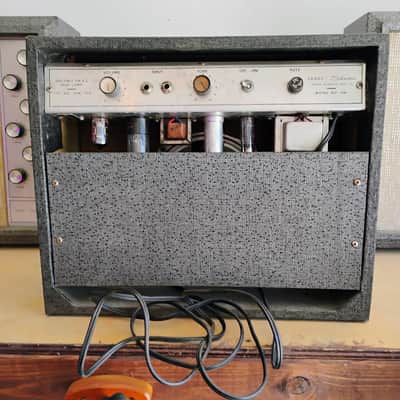 Silvertone Model 1481 - 5-Watt 1x8 Guitar Combo - 1963 - 1968 - Diamond Cut Speaker Hole - Gray Leatherette - Local Pickup Only image 9