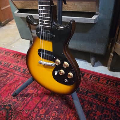1961 Gibson Melody Maker Double Tobacco Sunburst image 3