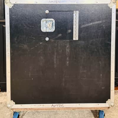 Ampeg V-412TV mid-90s - Black on Black image 5