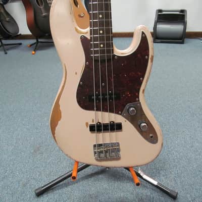 初期型⭐Fender Roadworn flea jazz bass 2016年 Fender Flea Jazz Bass Roadworn with Deluxe Gig Bag | American